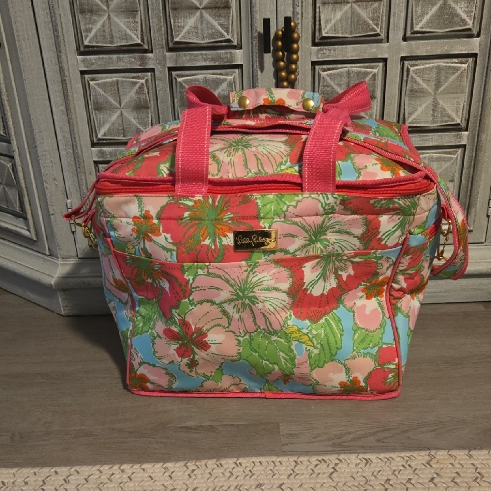 Lilly Pulitzer Big Flirt Floral Pink and Green Soft Sided Insulated Tote